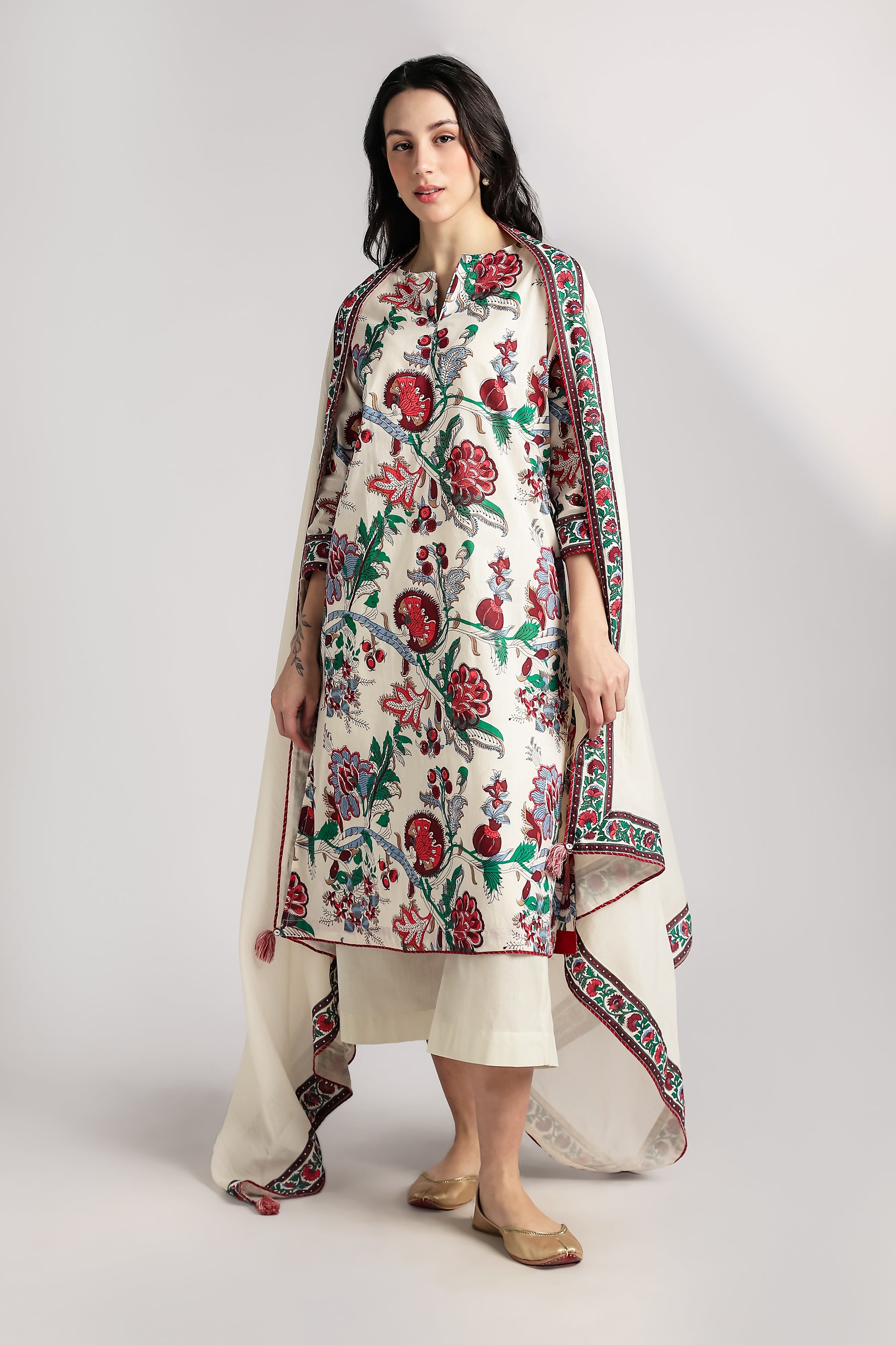 Anar Bagh Kurta Set - Antaraa Studio