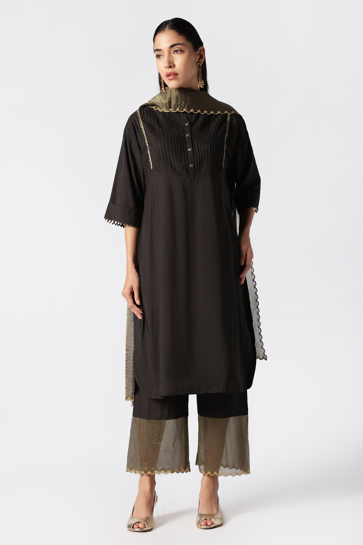 Onyx & Gold Zari Kurta Set