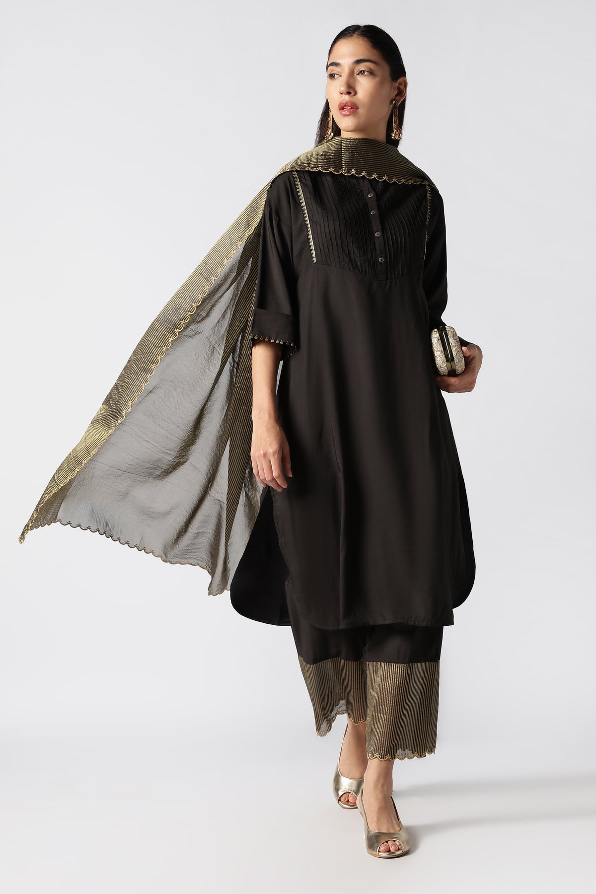Onyx & Gold Zari Kurta Set