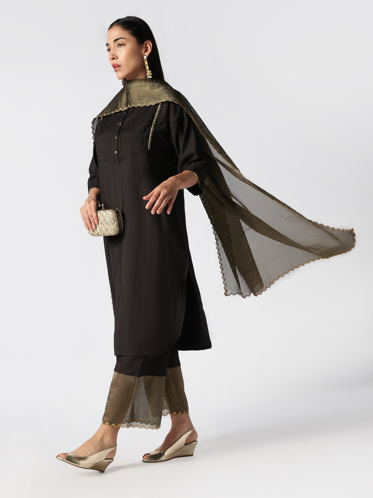 Onyx & Gold Zari Kurta Set